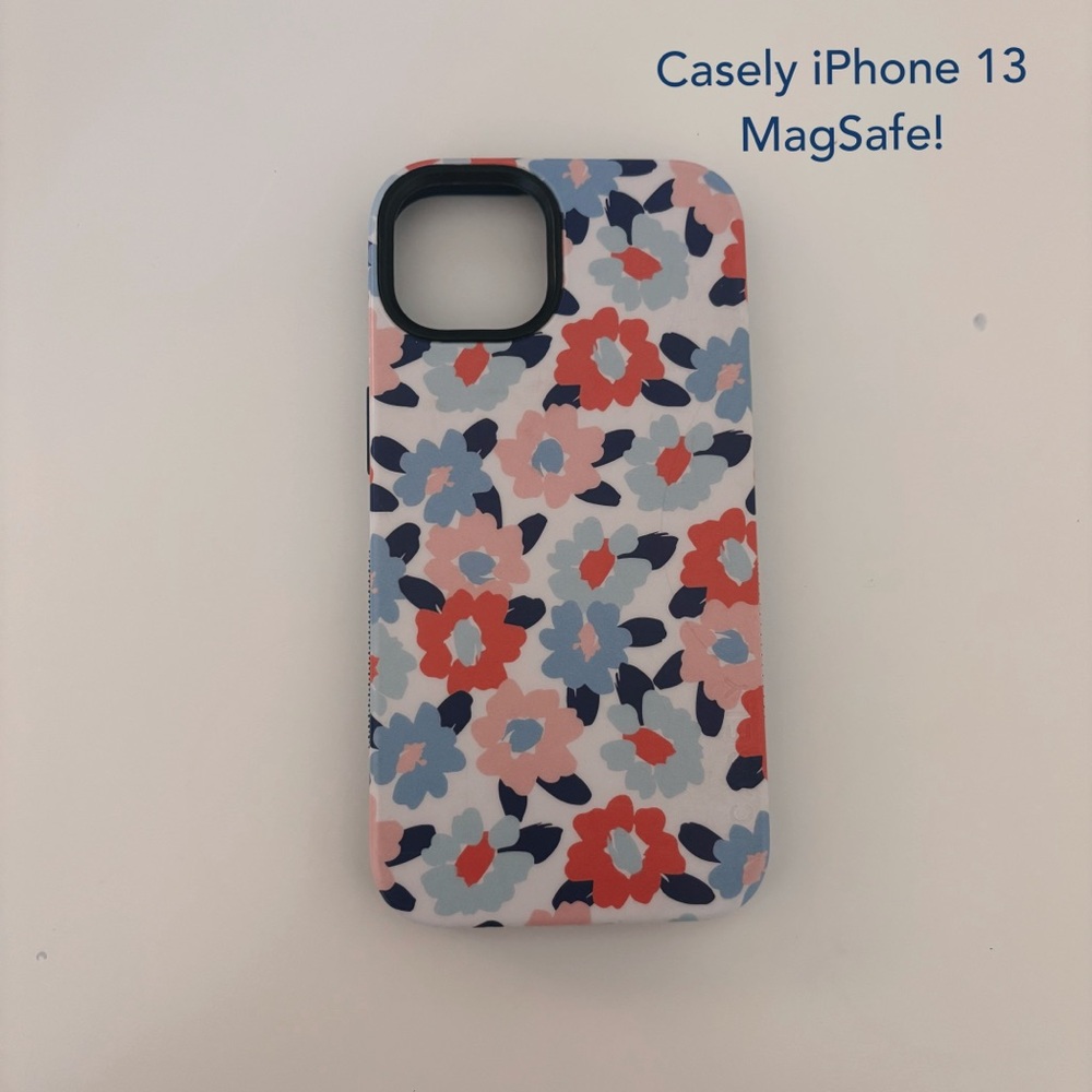 Casley - Floral iPhone 13 Case with MagSafe - Mulicolor - Field of Flowers Bold